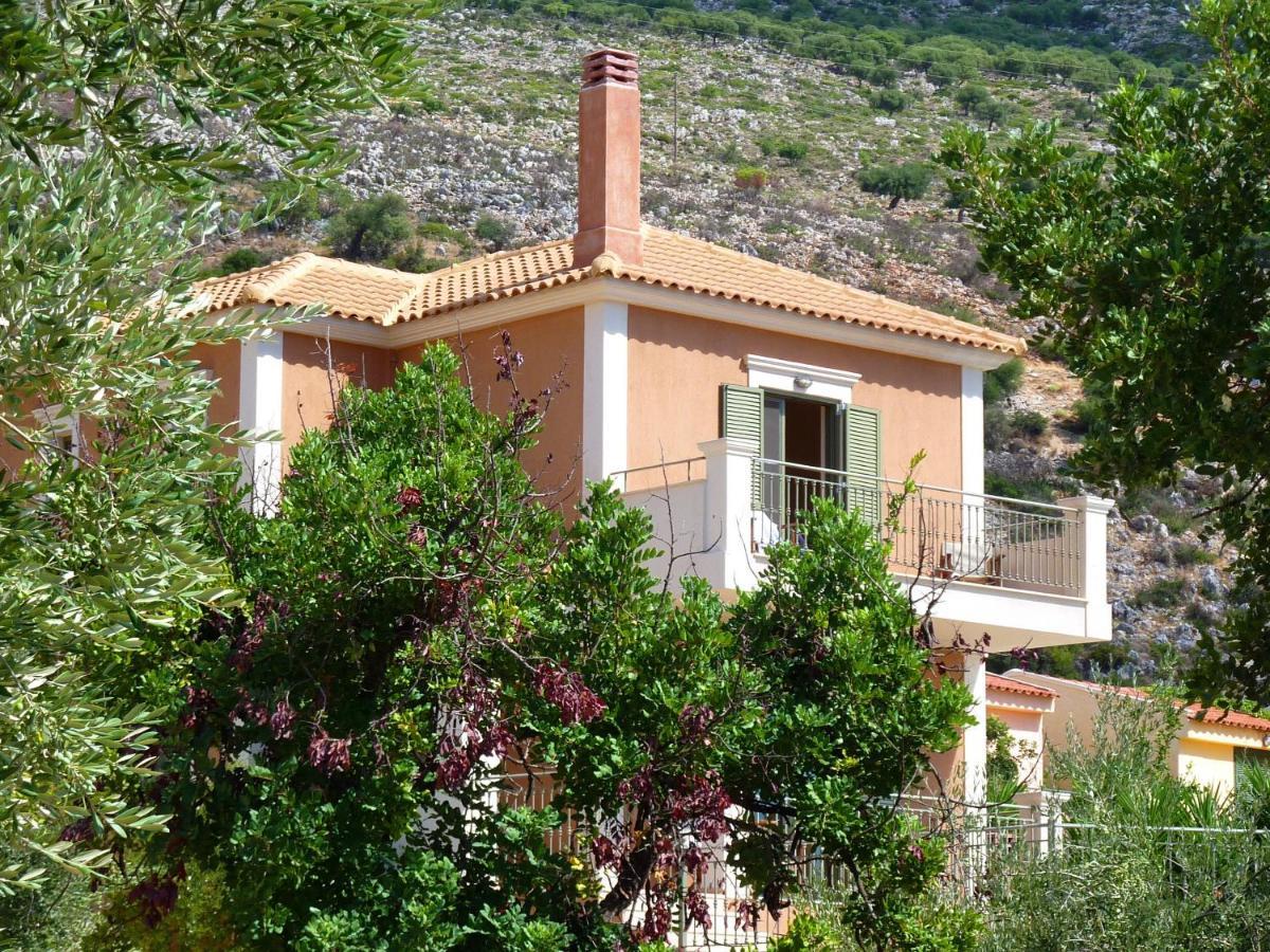 Villa Marianna Lourdata  Ngoại thất bức ảnh